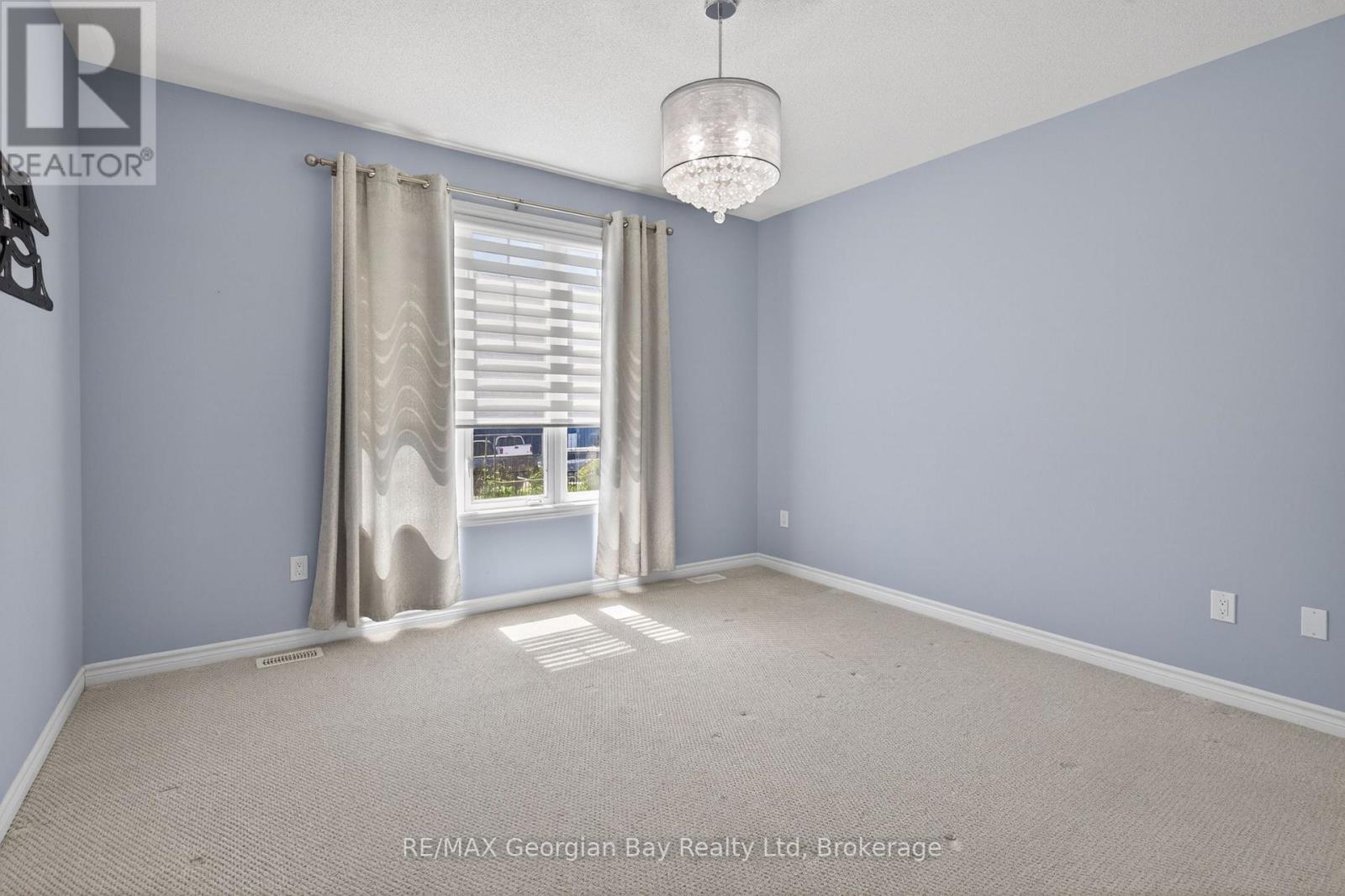 615 BAYPORT BOULEVARD - 18