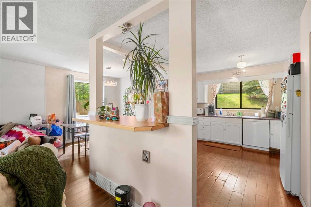 224 Ranchview Place NW - 6