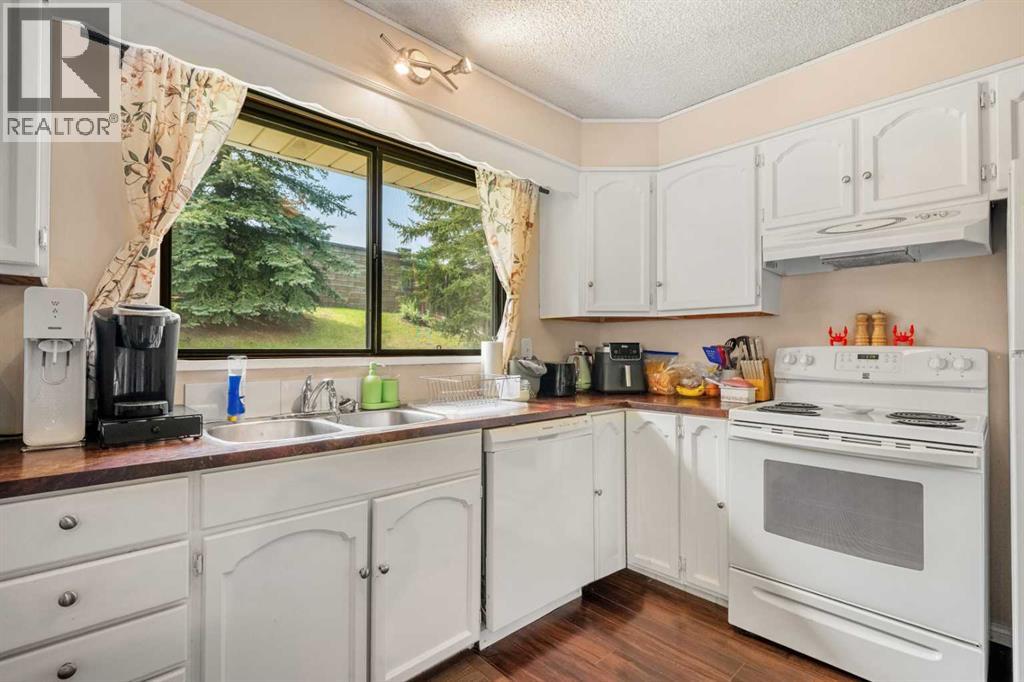 224 Ranchview Place NW - 8
