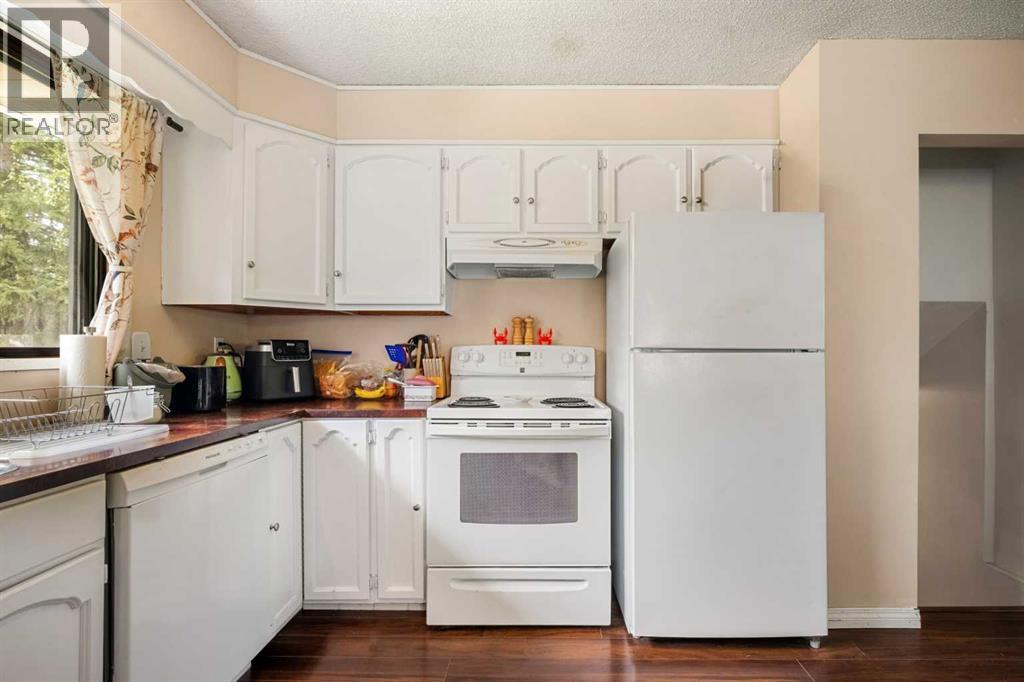 224 Ranchview Place NW - 9