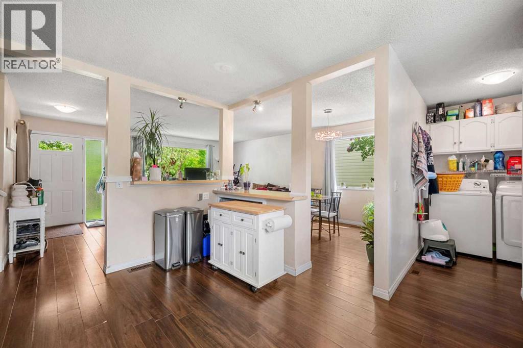224 Ranchview Place NW - 10