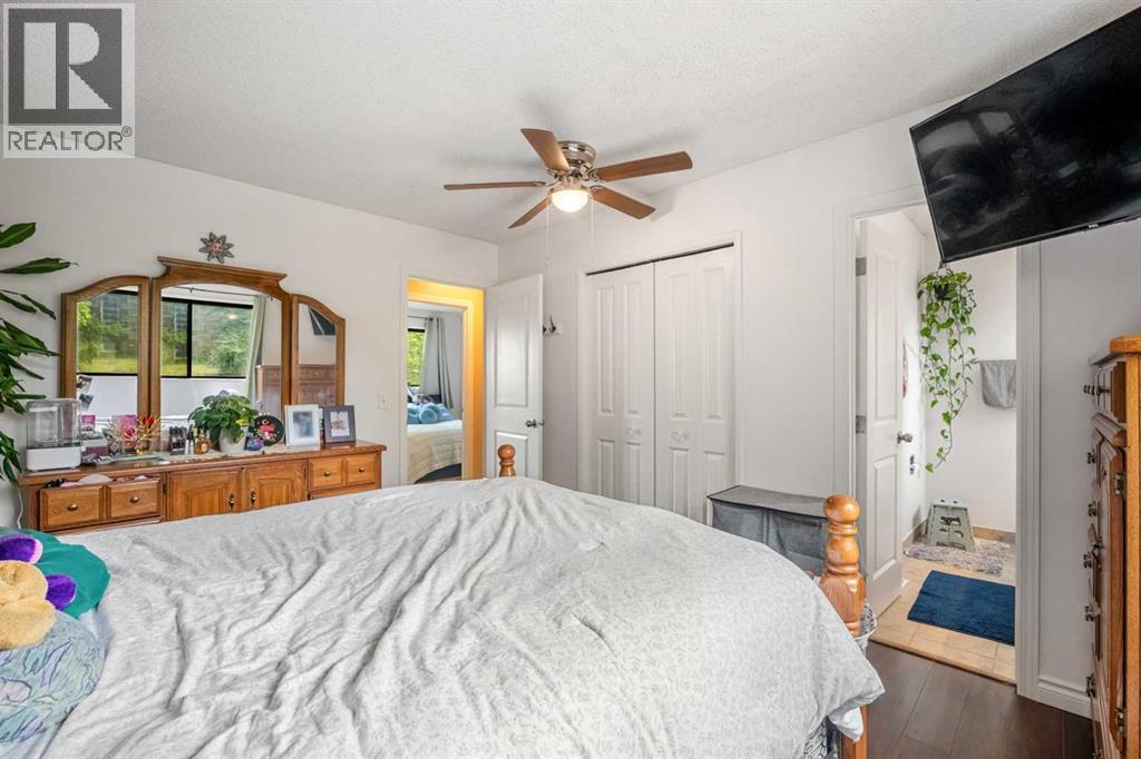 224 Ranchview Place NW - 15