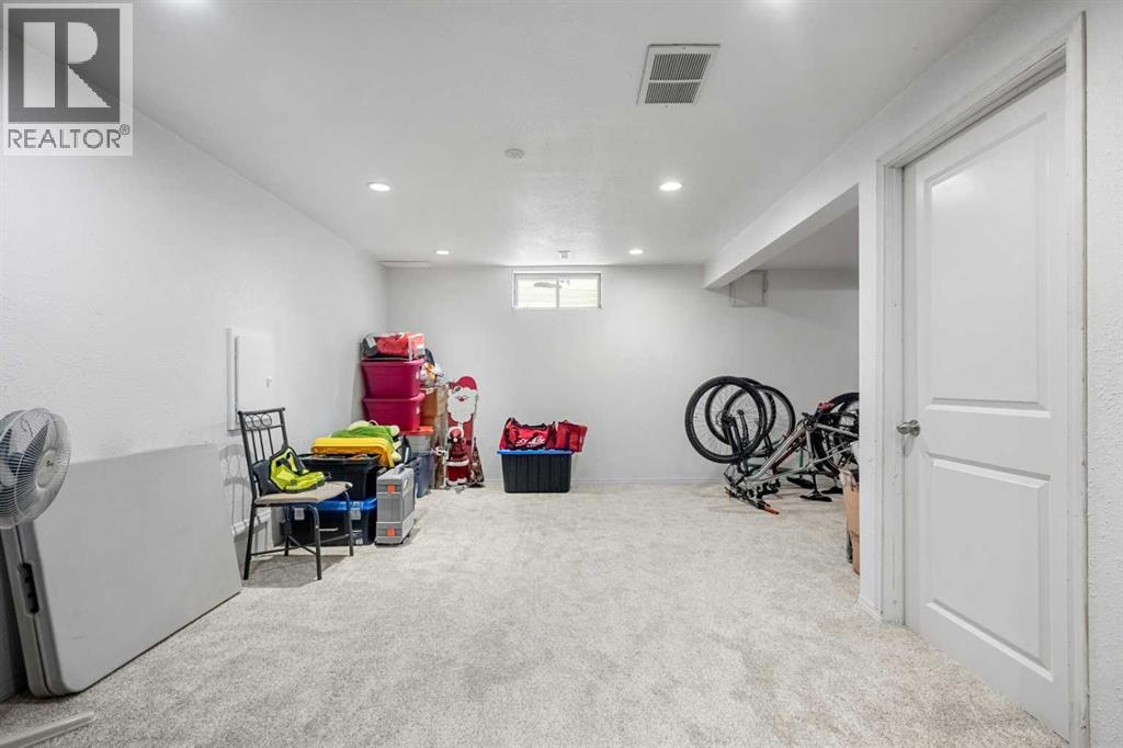 224 Ranchview Place NW - 26