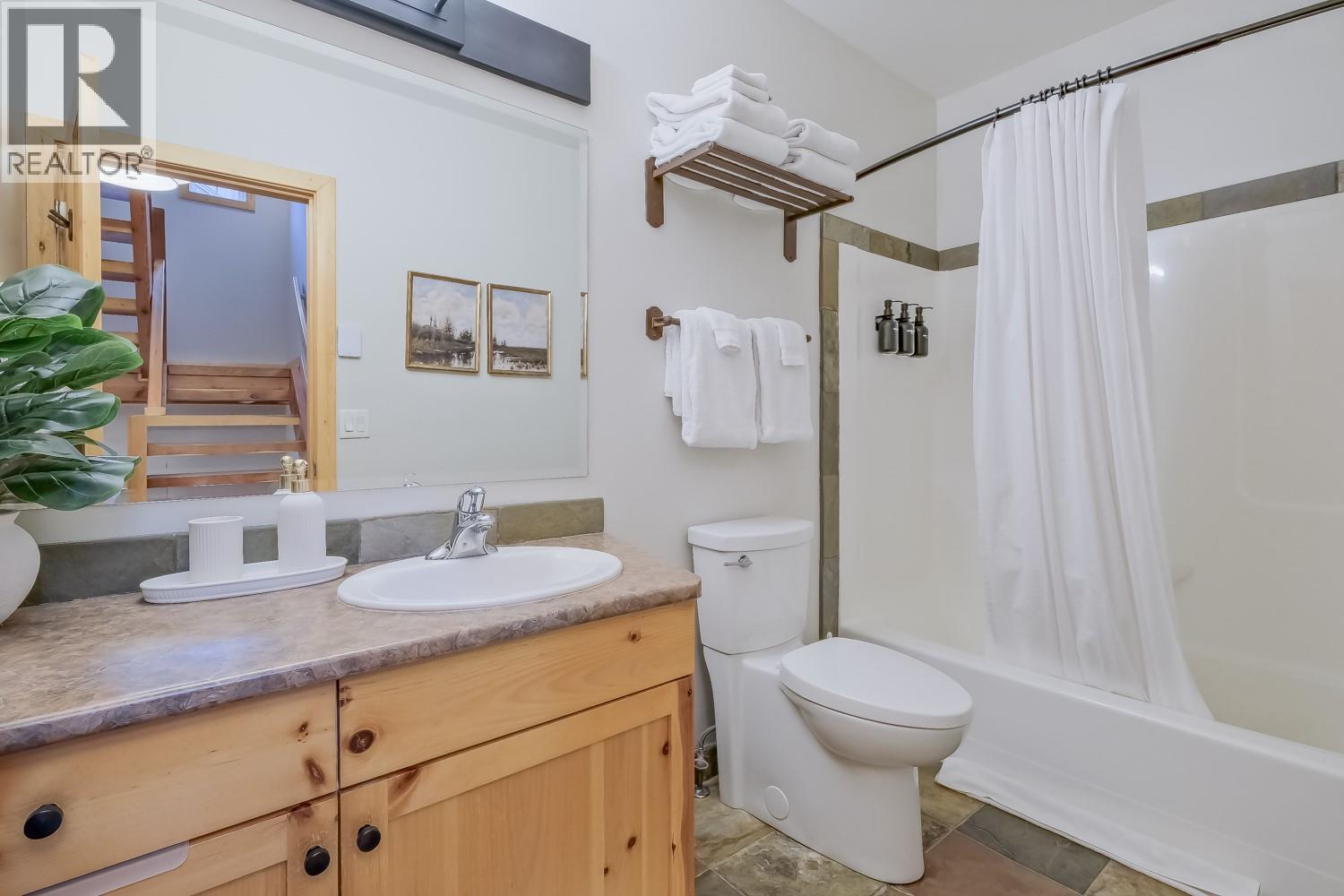 220 Kettleview Road Unit# 14, Big White