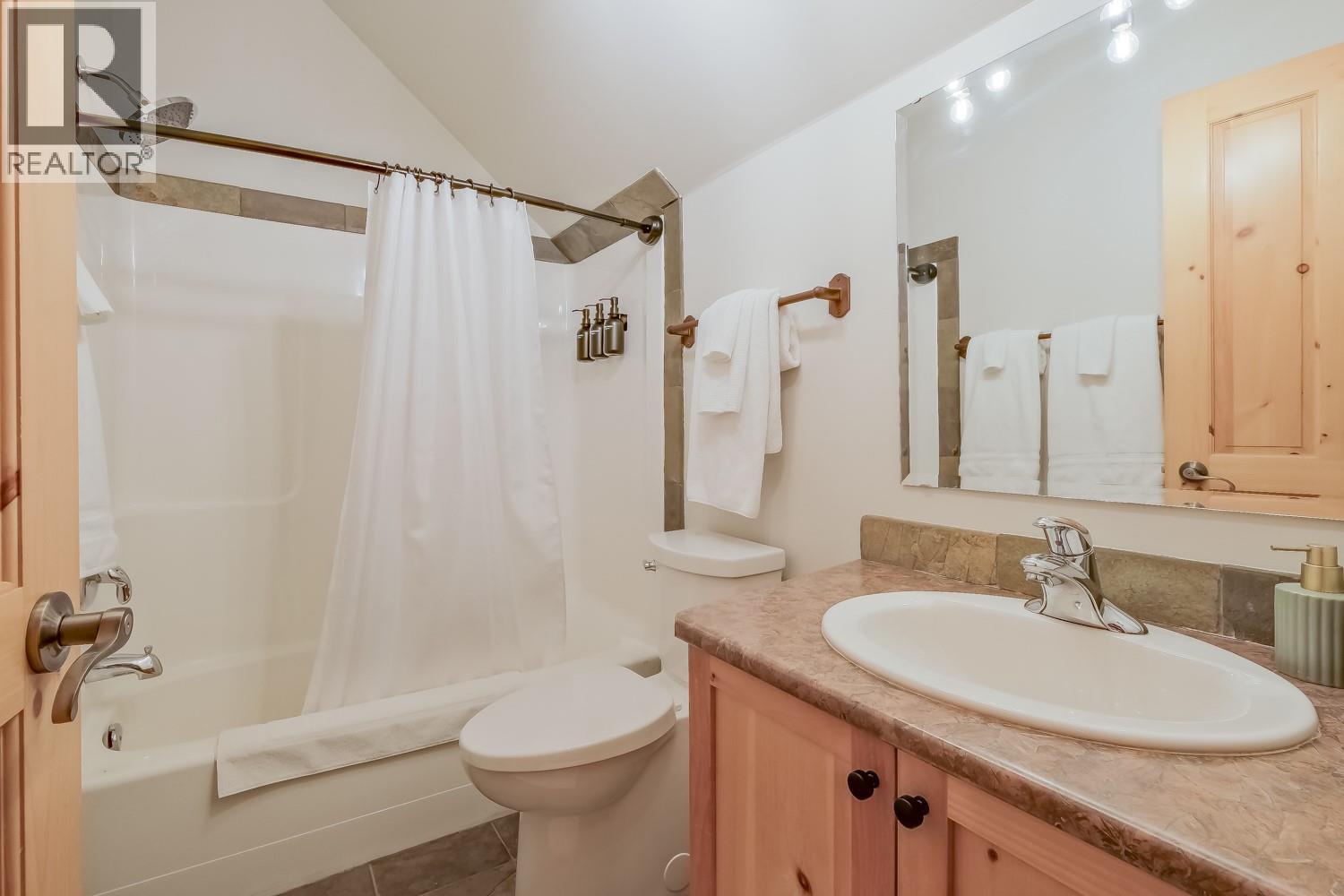 220 Kettleview Road Unit# 14, Big White