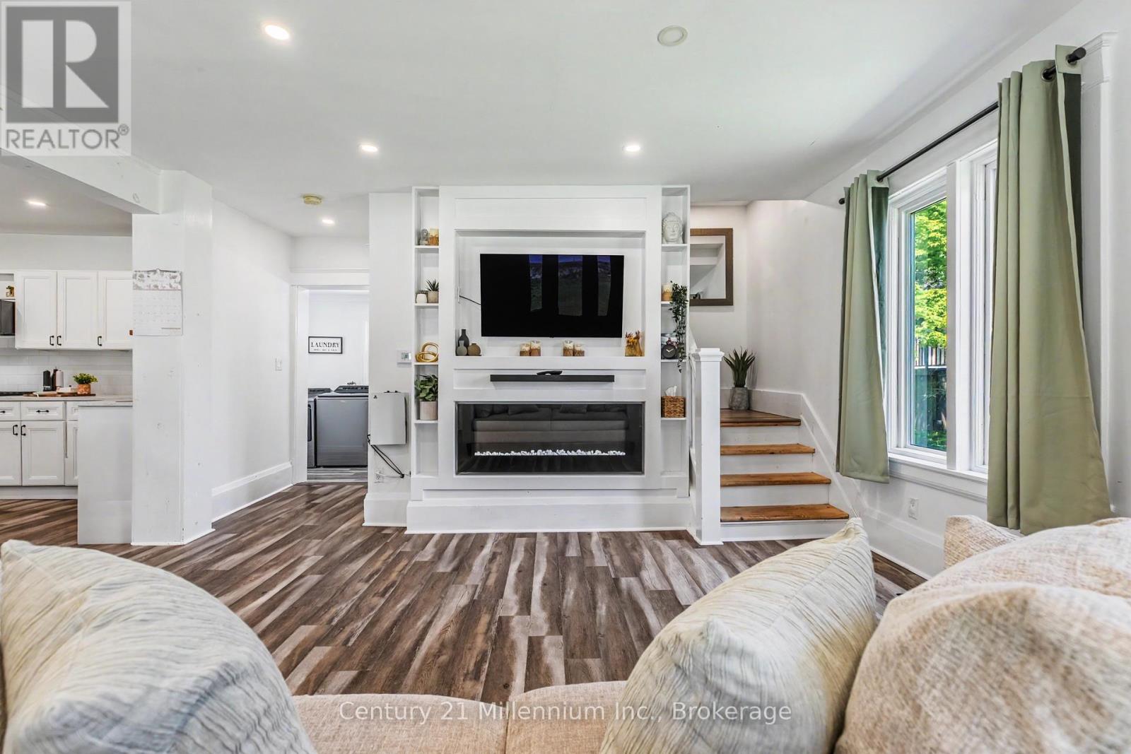 680193 CHATSWORTH ROAD 24 - 31