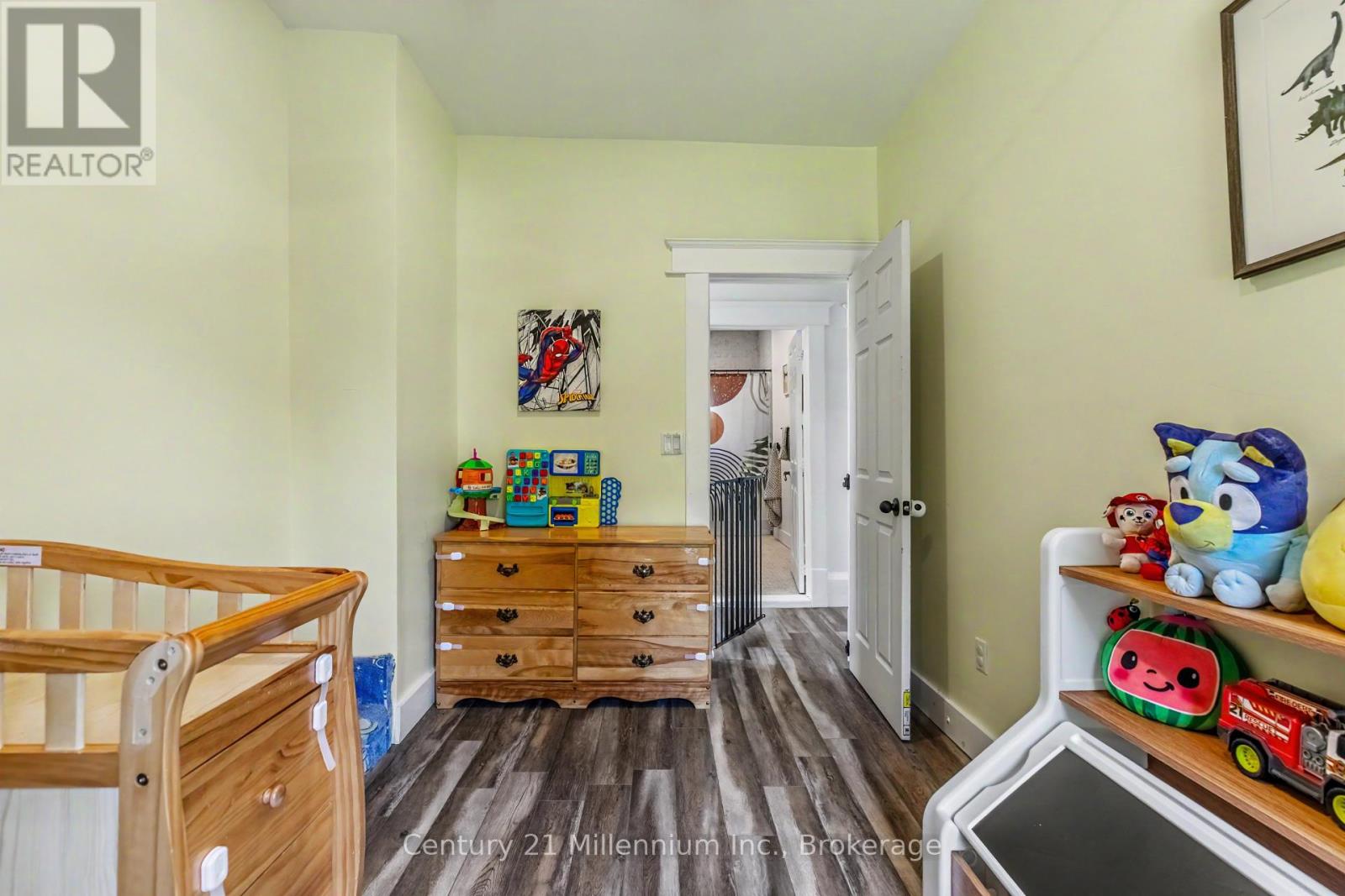 680193 CHATSWORTH ROAD 24 - 36