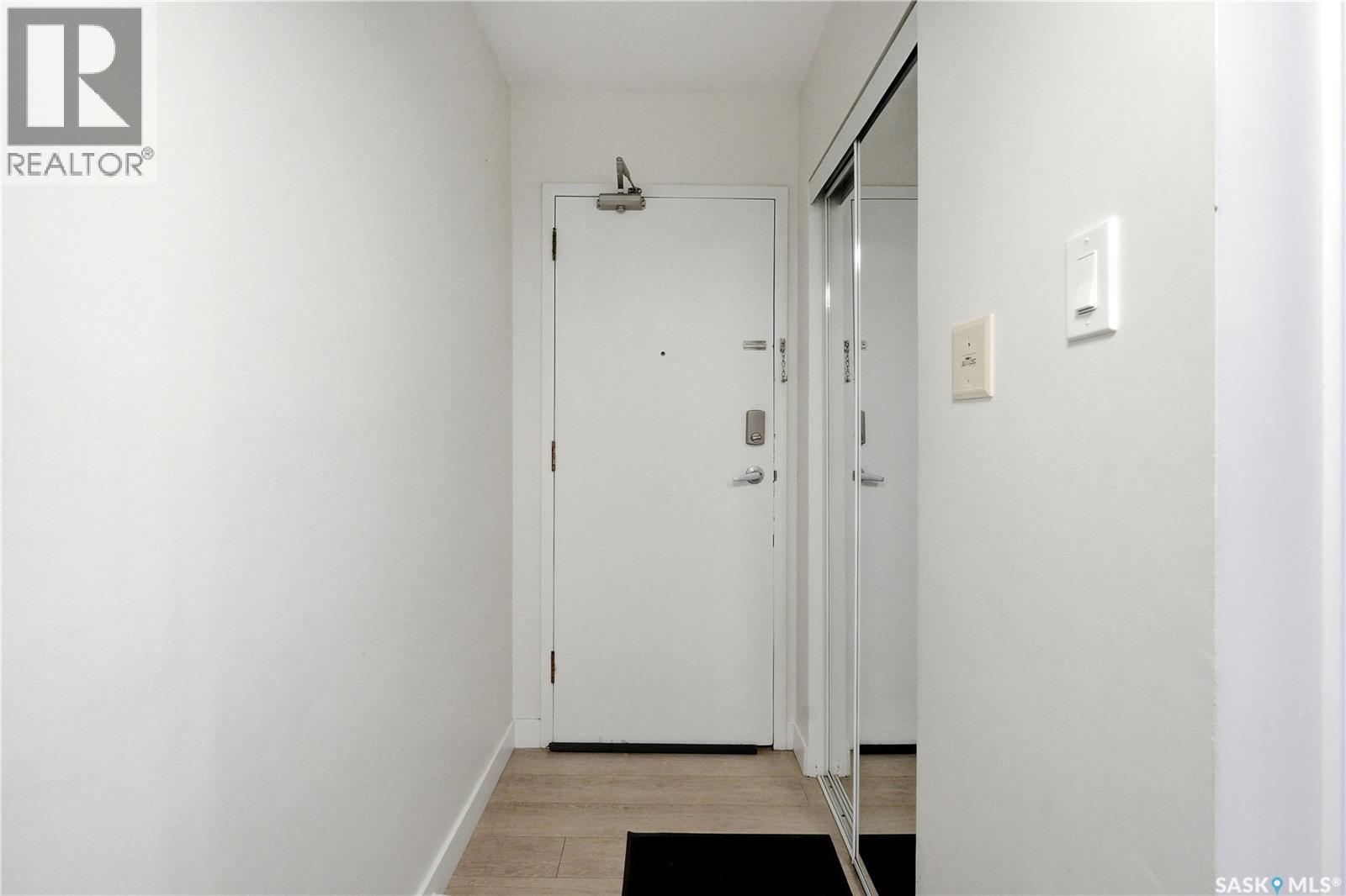 #1604 320 5th AVENUE - 15