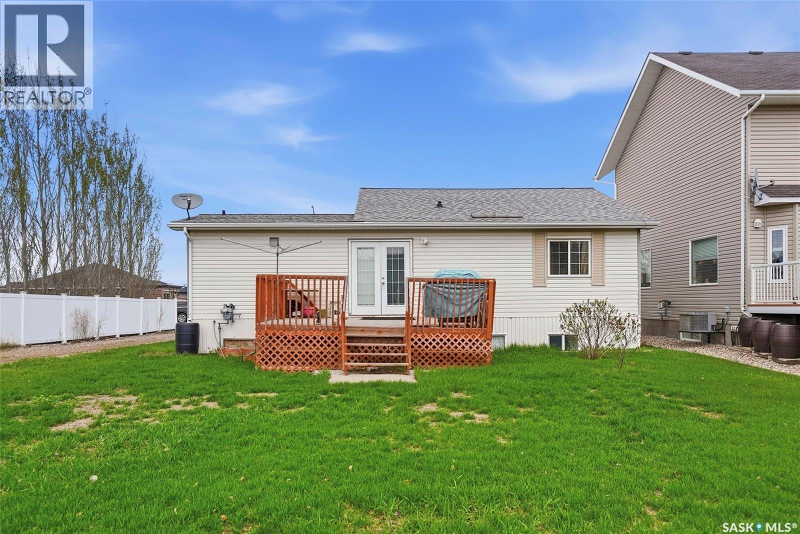 409 8th AVENUE W - 24