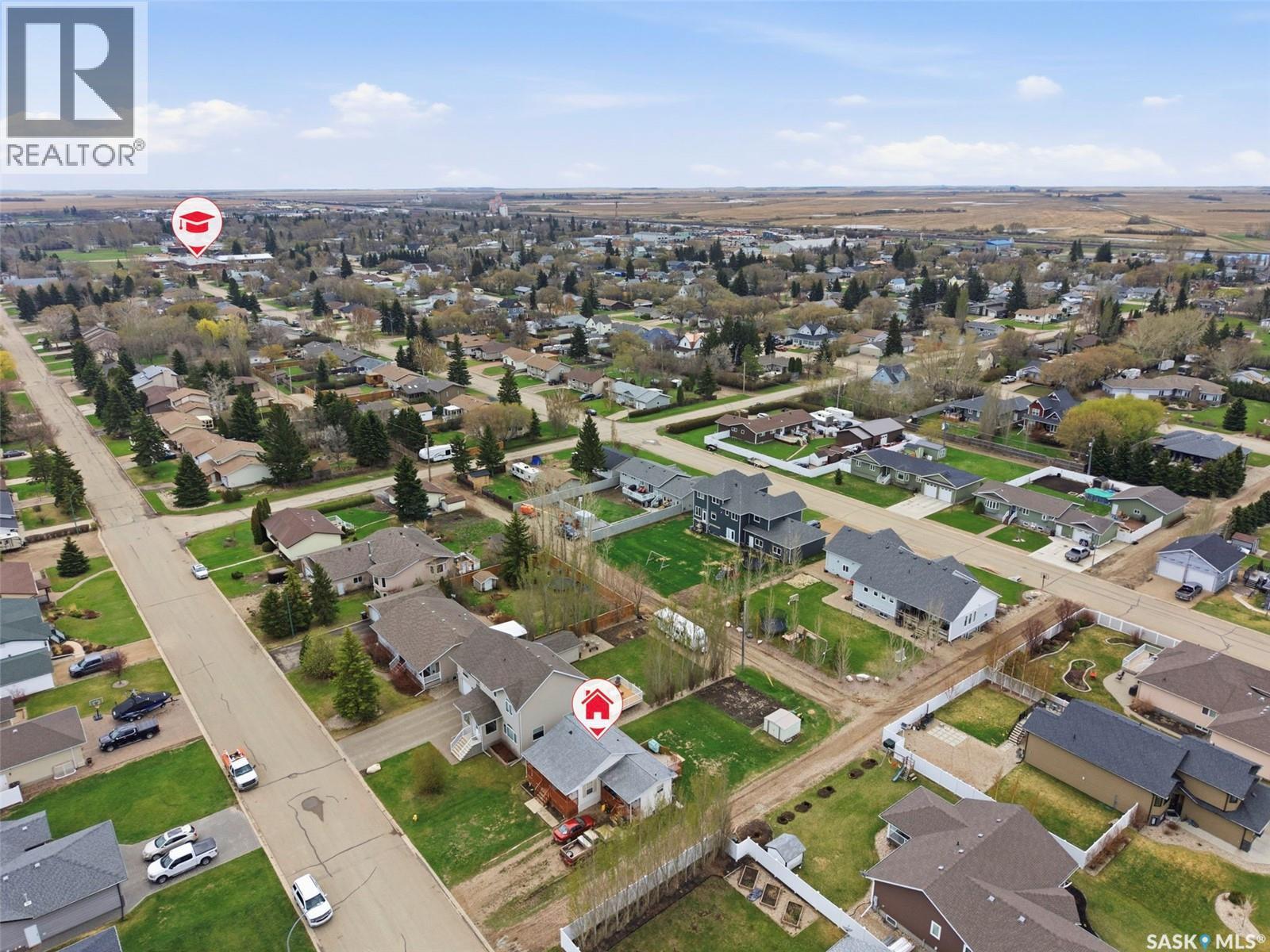 409 8th AVENUE W - 35