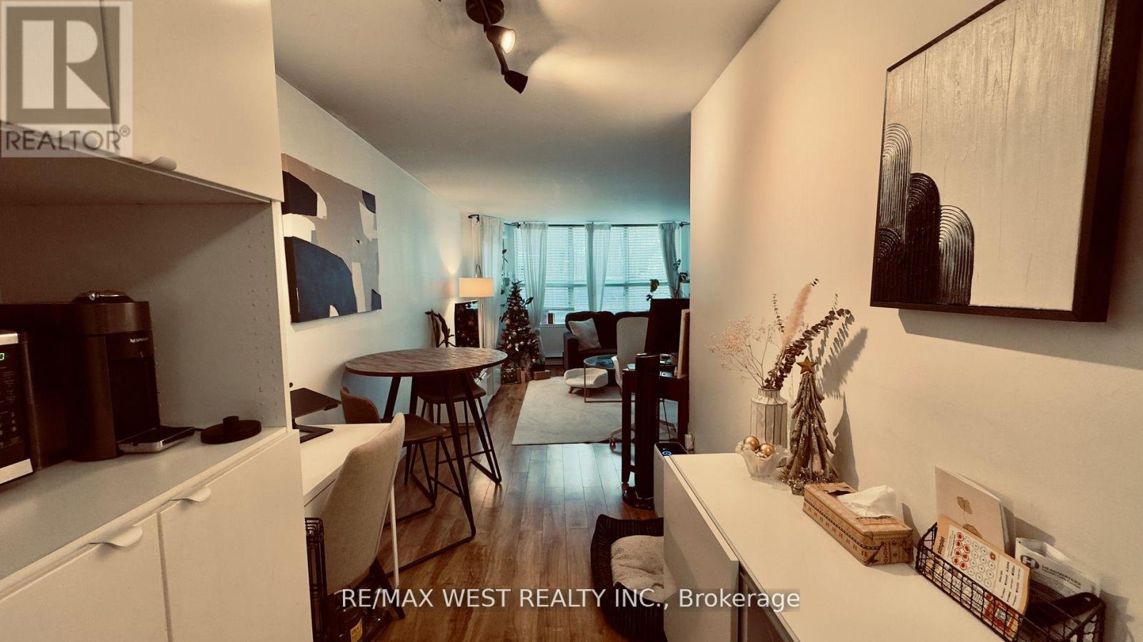 1061 BATHURST STREET - 11