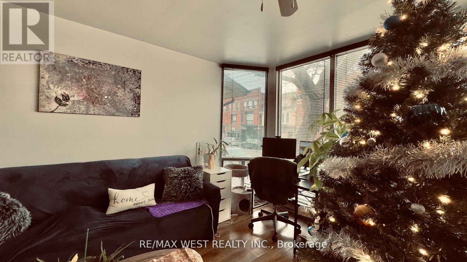 1061 BATHURST STREET - 20