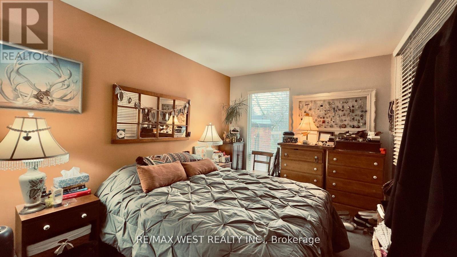 1061 BATHURST STREET - 6