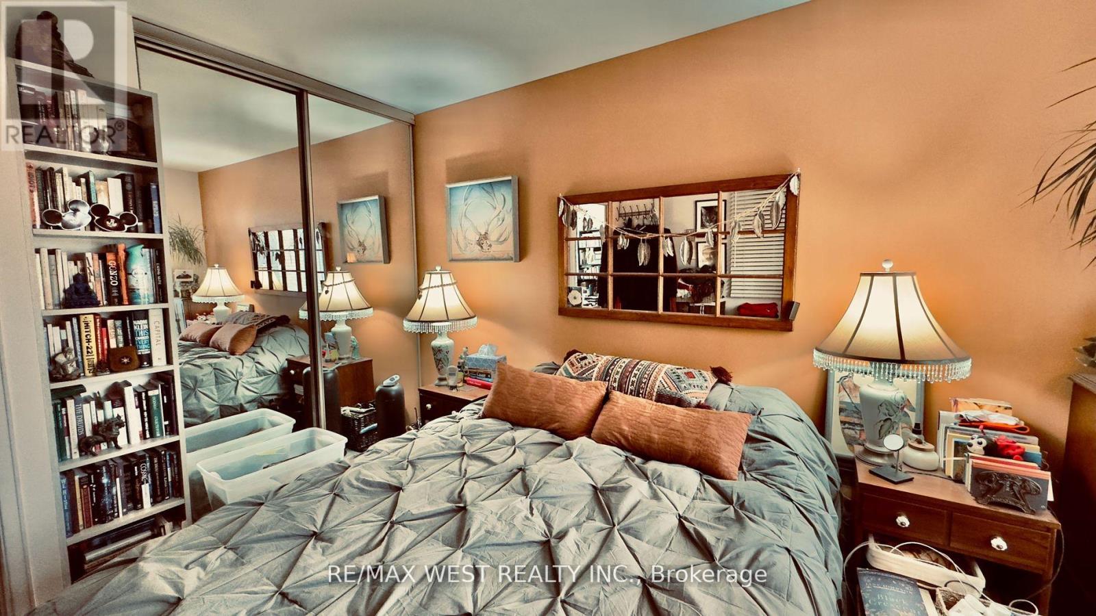 1061 BATHURST STREET - 7