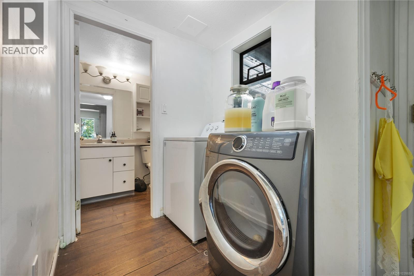 1591 Sharon Pl - 14