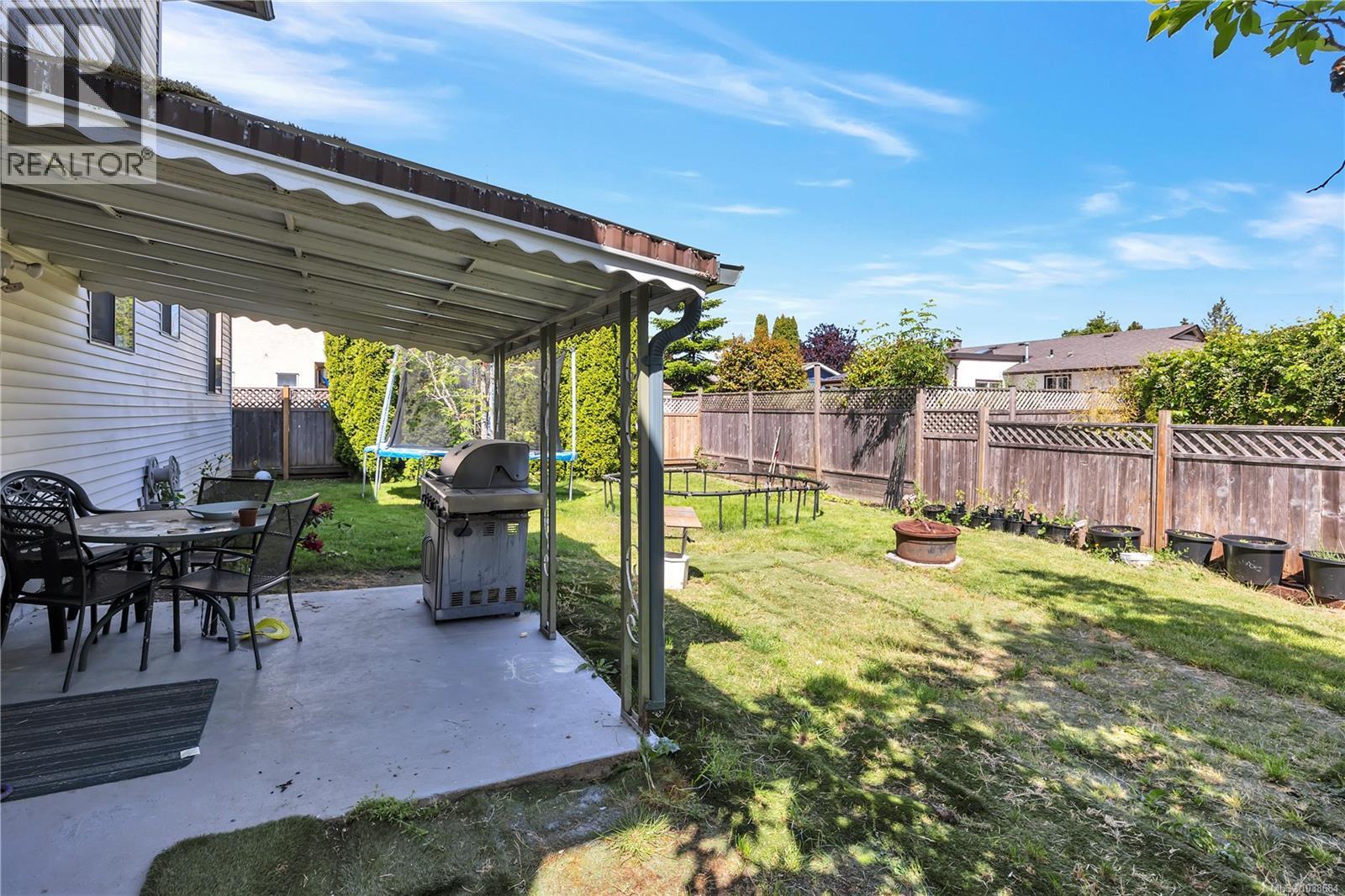 1591 Sharon Pl - 15