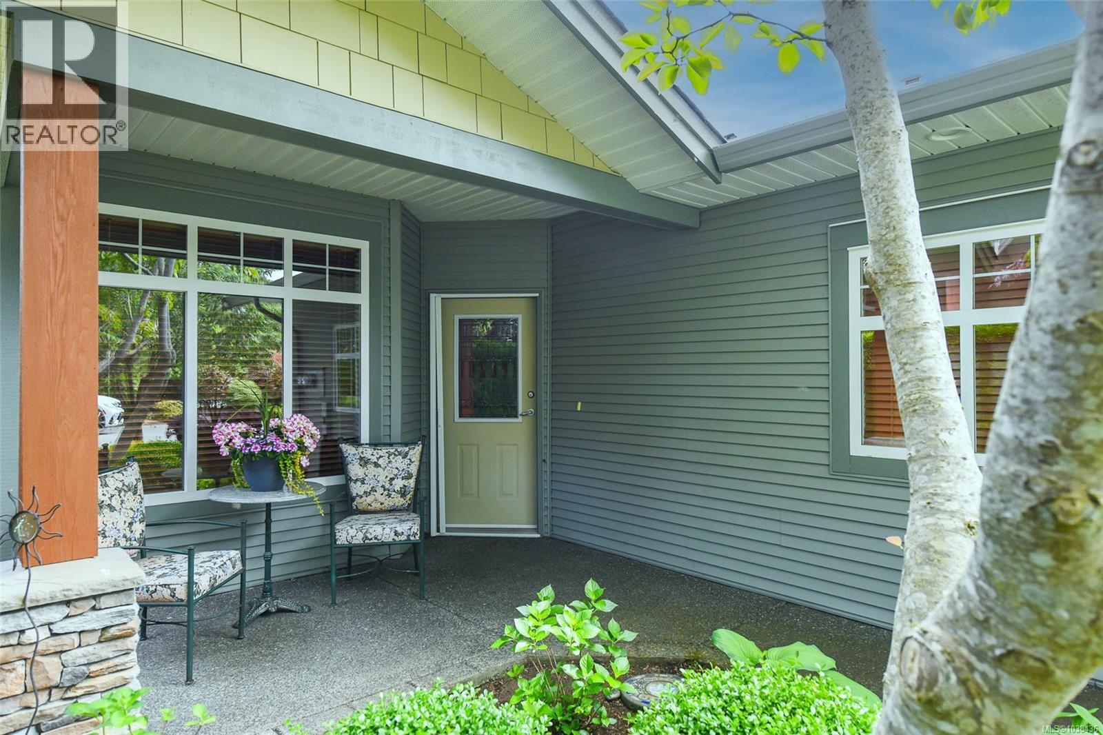 2 2300 Murrelet Dr, Comox