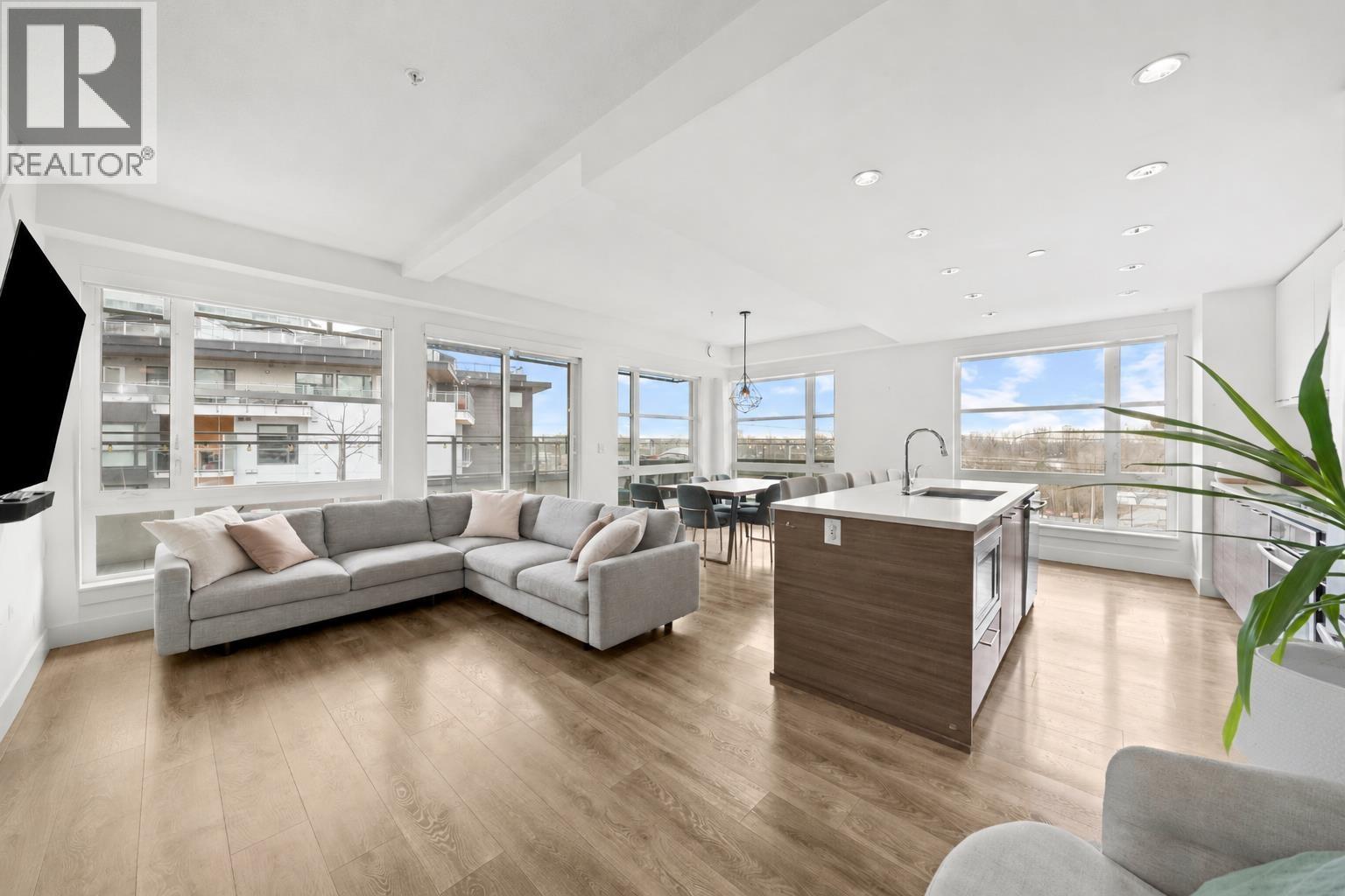2 Bed, 2 Bath Condo for Sale in Vancouver – 615 3488 SAWMILL CRESCENT, Vancouver – MLS# R3111841 - Image 3