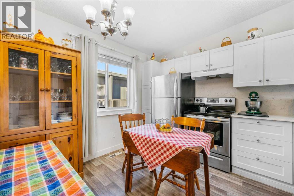 #1 455 Huntsville Crescent NW - 14