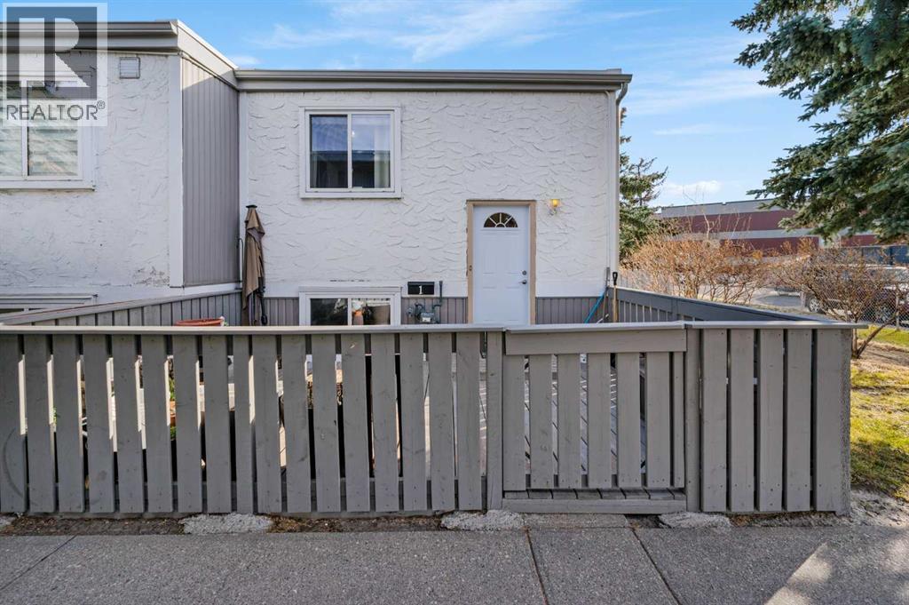 #1 455 Huntsville Crescent NW - 6