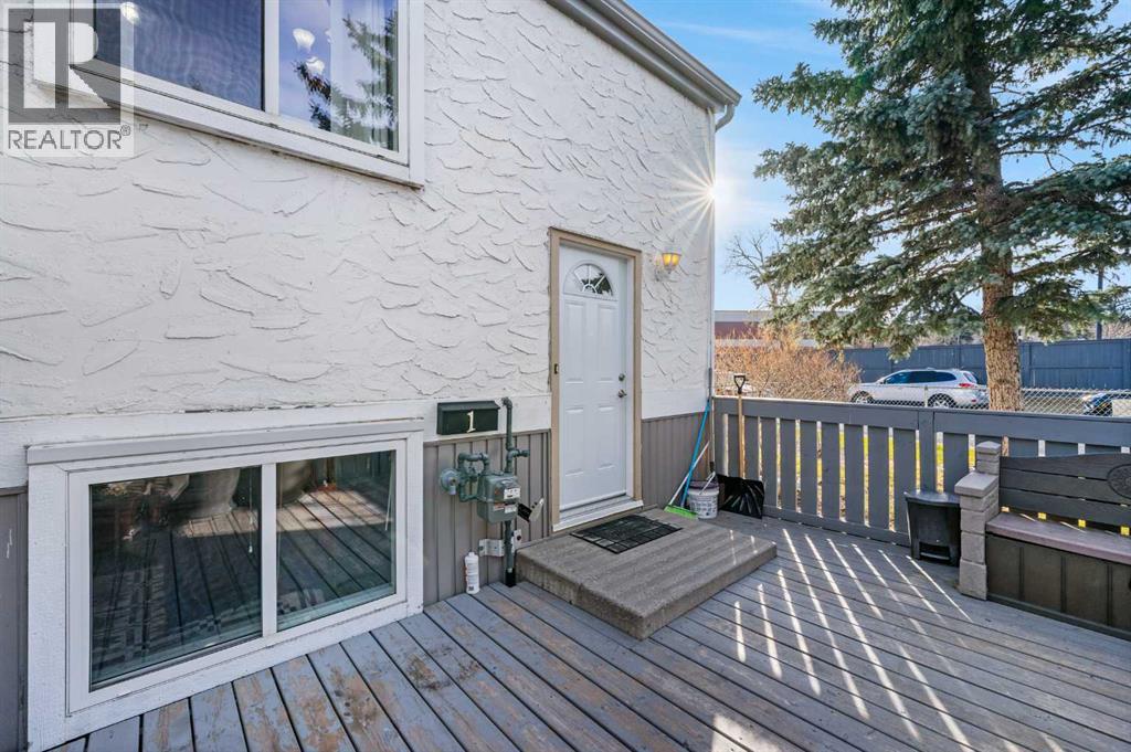 #1 455 Huntsville Crescent NW - 9