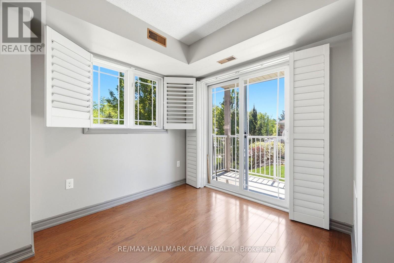 #1 408 VETERANS DRIVE - 10