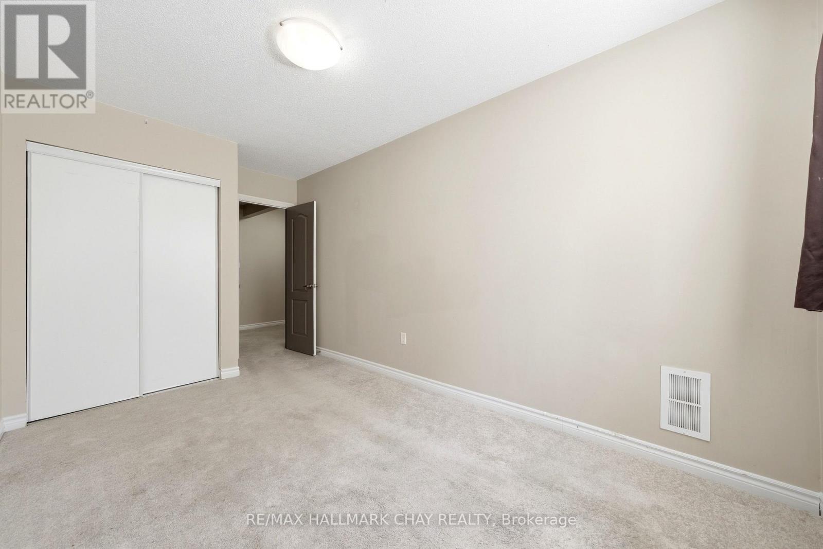 #1 408 VETERANS DRIVE - 17