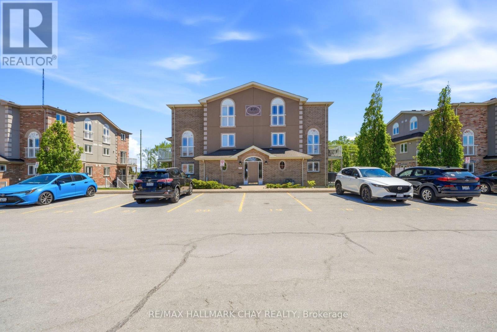 #1 408 VETERANS DRIVE - 27