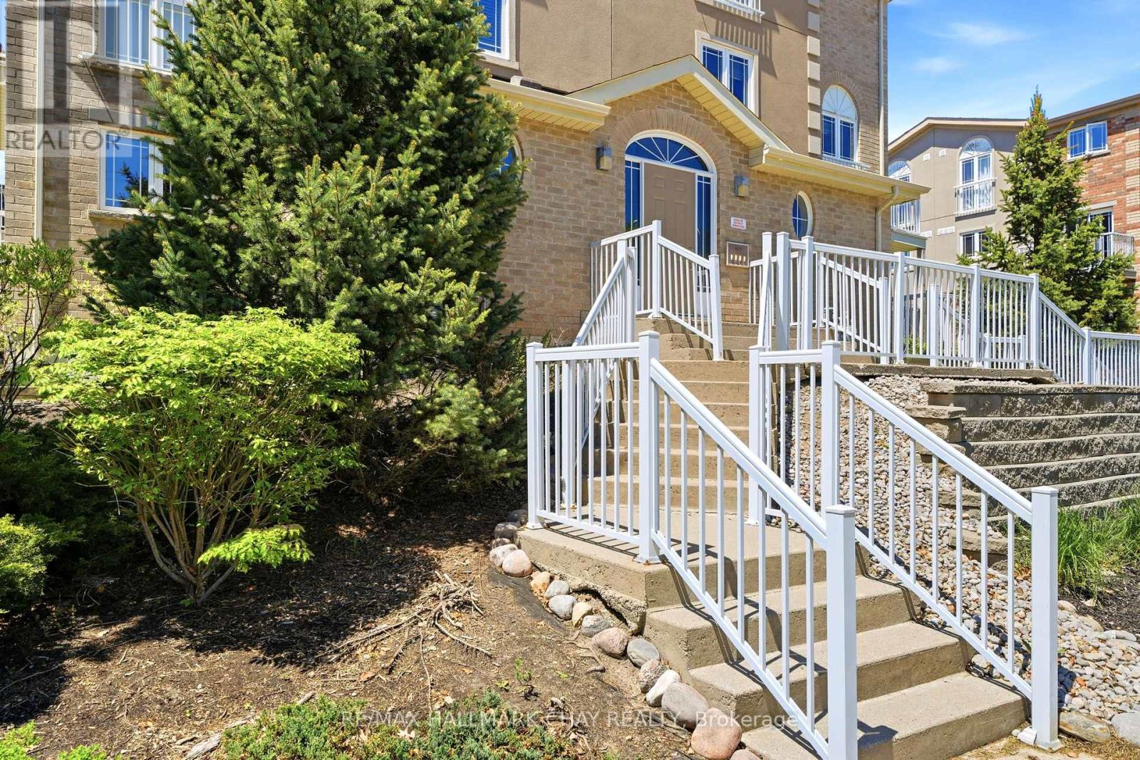 #1 408 VETERANS DRIVE - 3