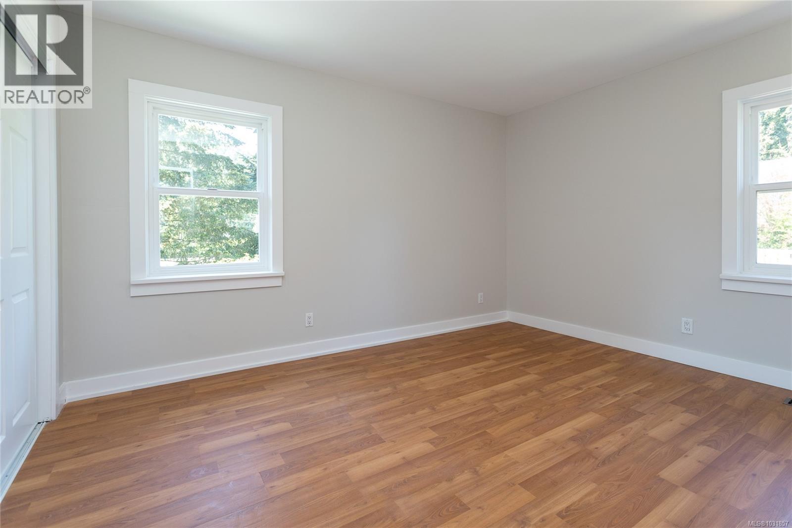 3590 Garland Ave - 20
