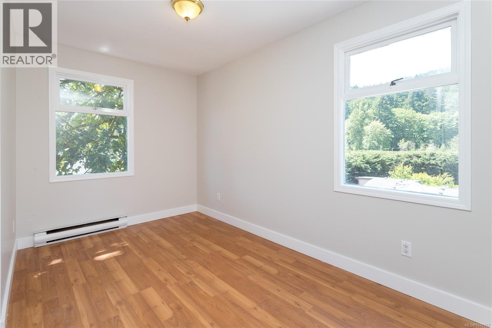 3590 Garland Ave - 22