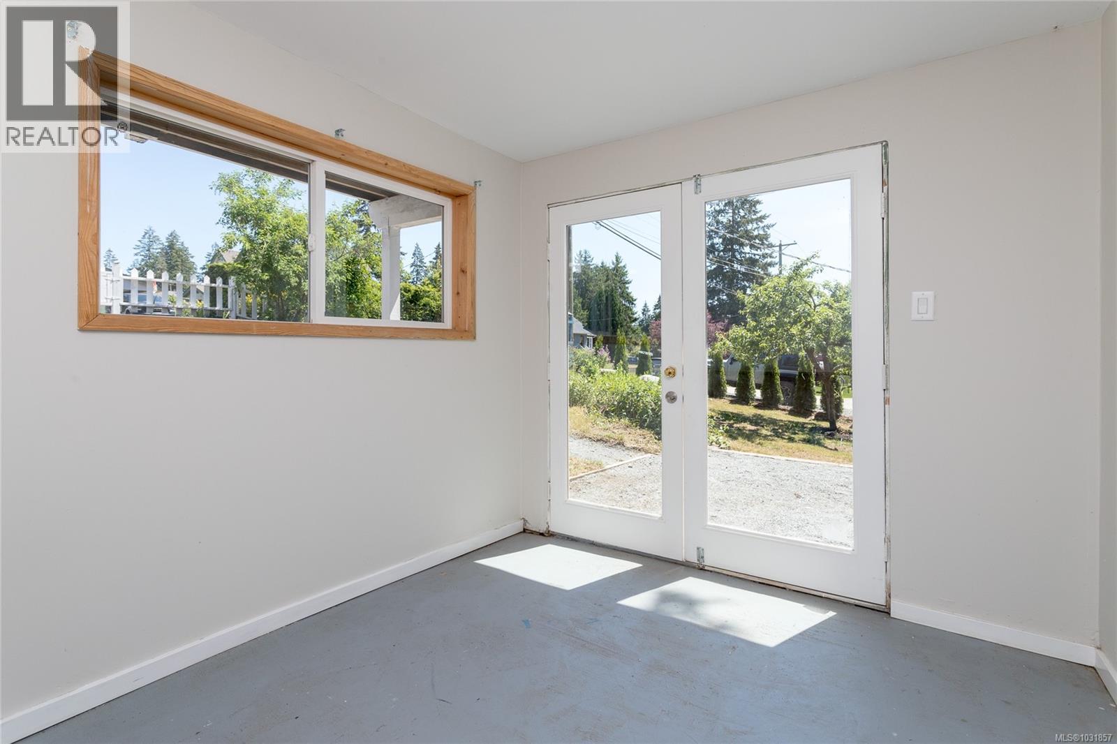 3590 Garland Ave - 33