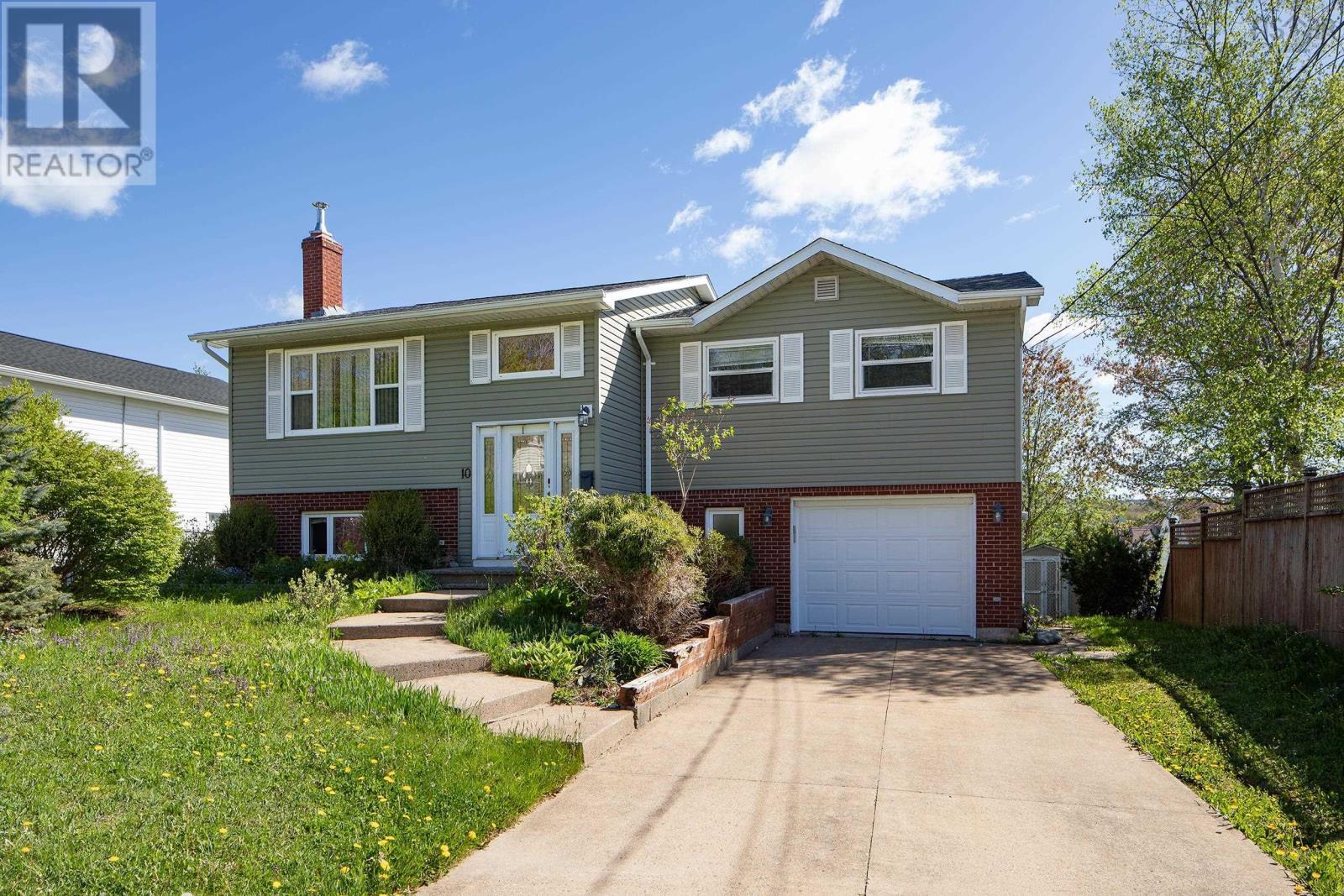Property photo of 10 Old Birch Road