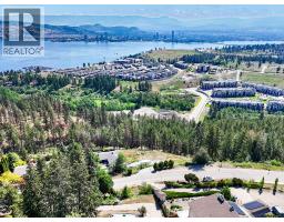 1687 Scott Crescent, West Kelowna, BC V1Z2Y2 Photo 14