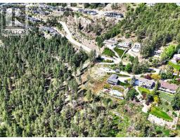 1687 Scott Crescent, West Kelowna, BC V1Z2Y2 Photo 15
