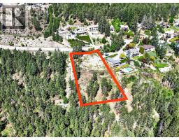 1687 Scott Crescent, West Kelowna, BC V1Z2Y2 Photo 8