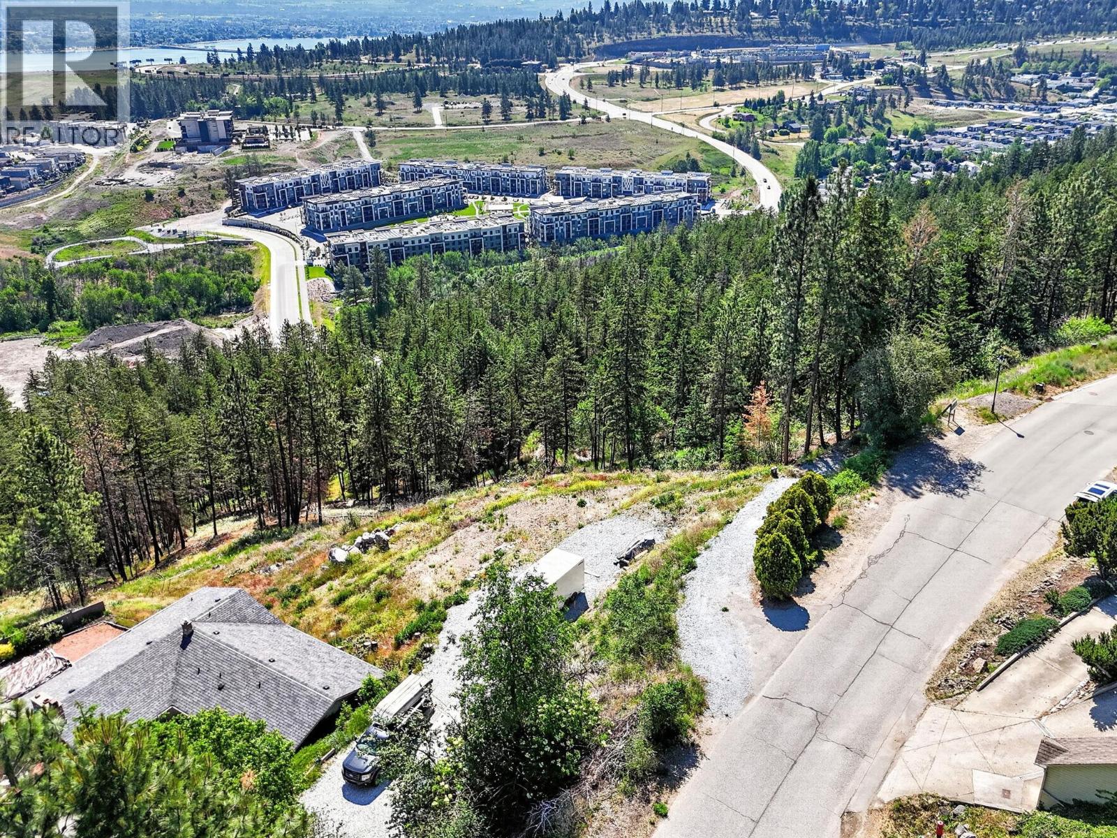 1687 Scott Crescent - 11