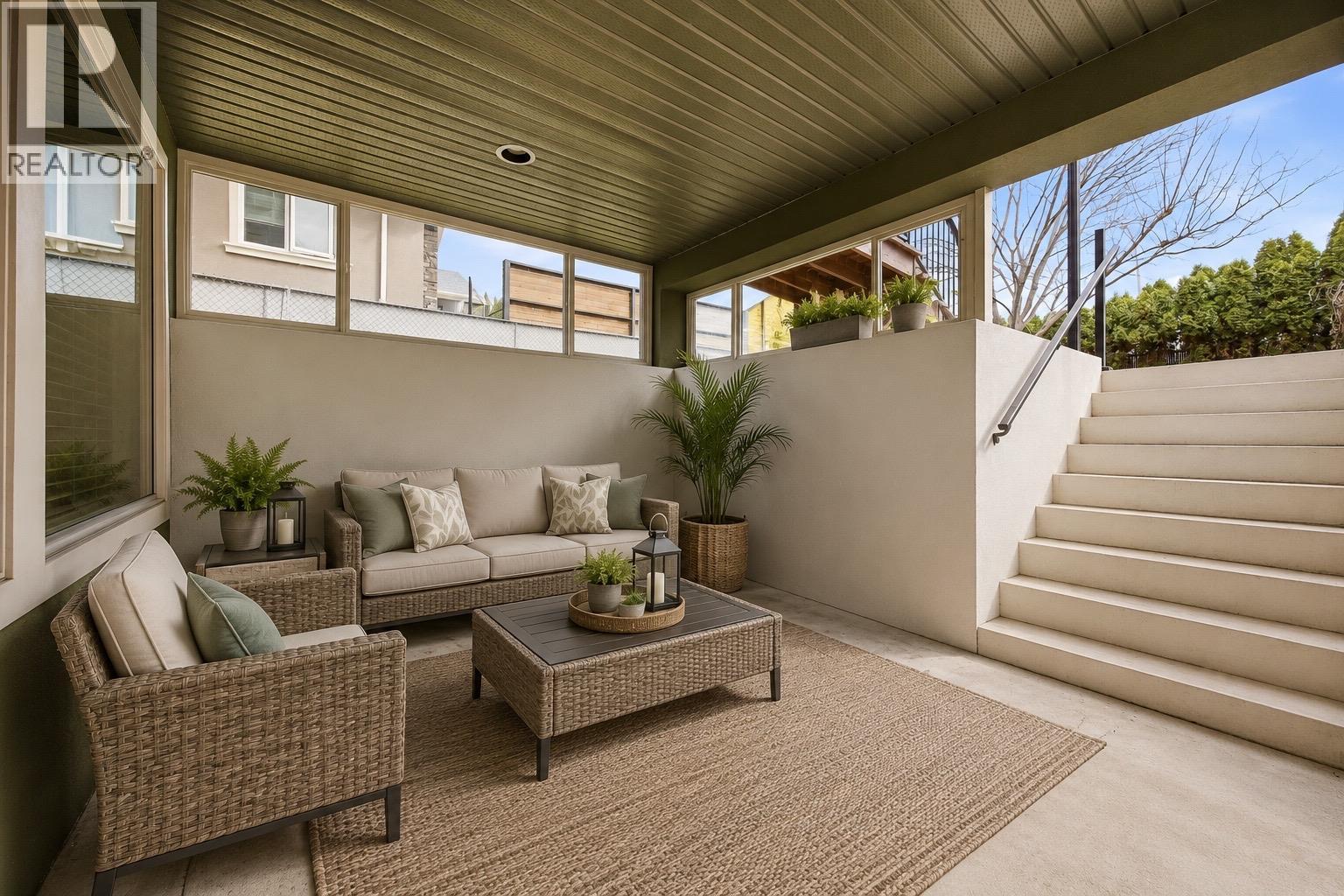 647 Peridot Place, Kelowna