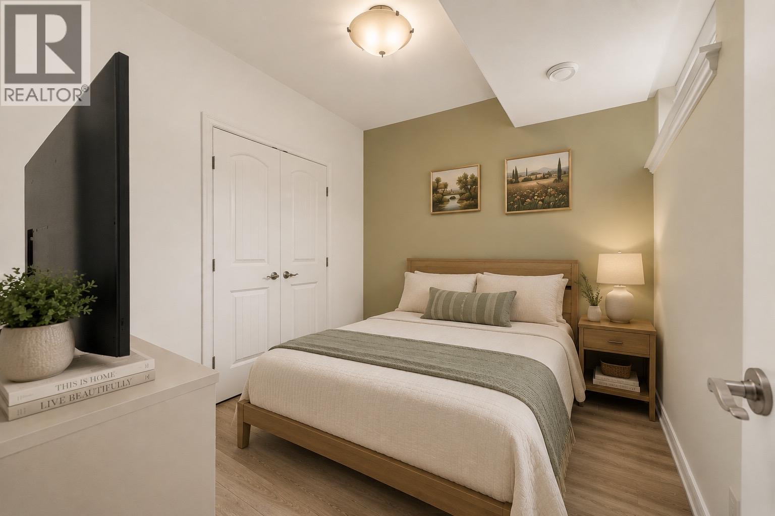 647 Peridot Place, Kelowna