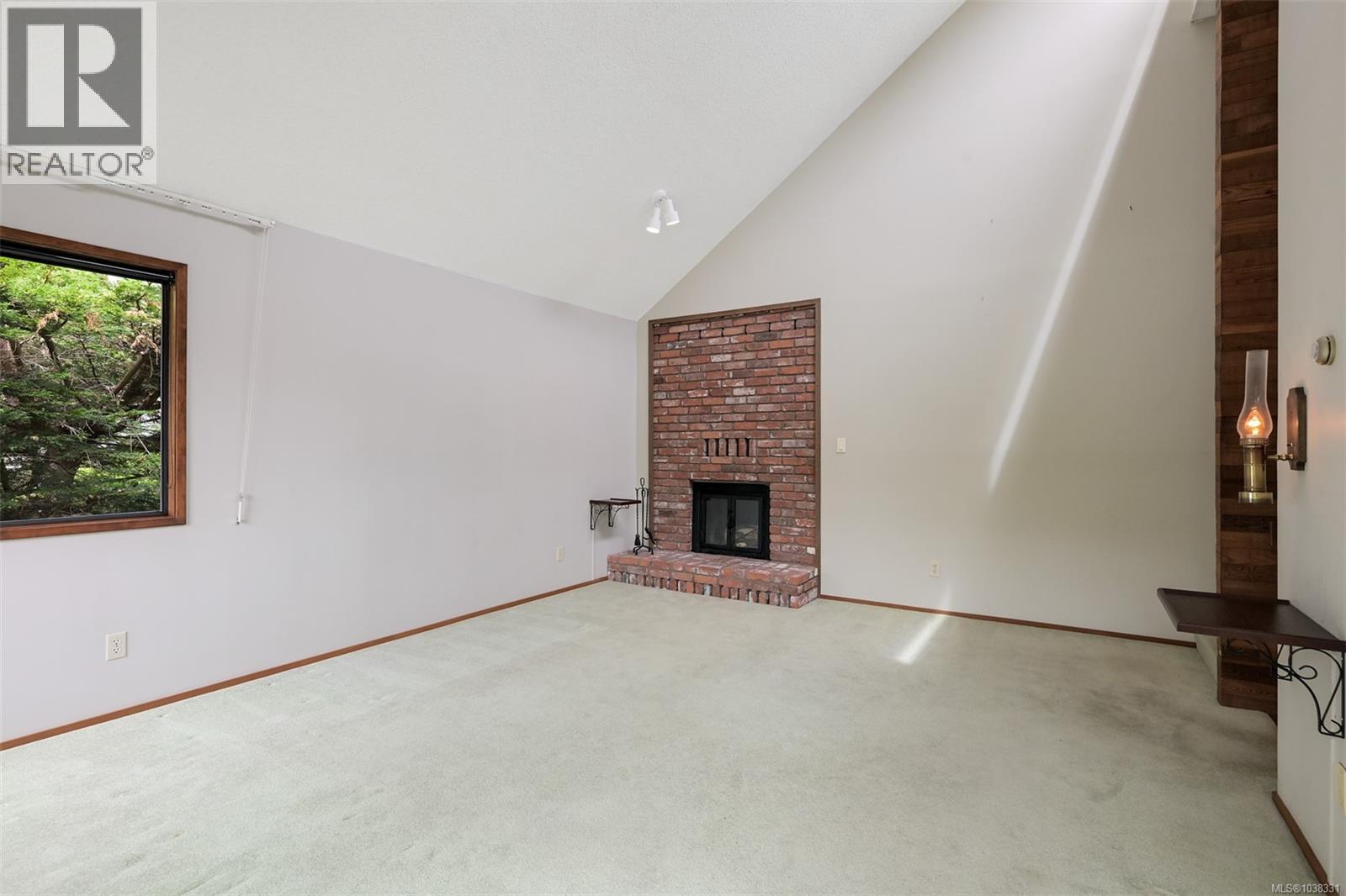 558 Dallas Rd - 14