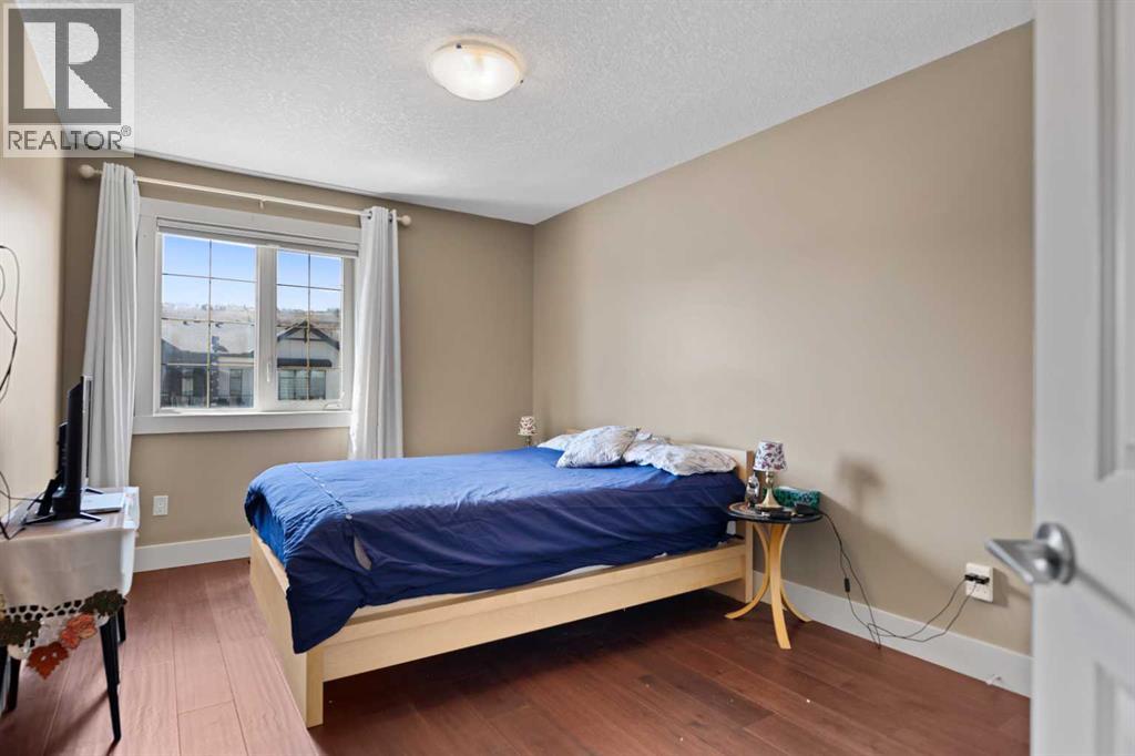 4410 17 Avenue NW - 29
