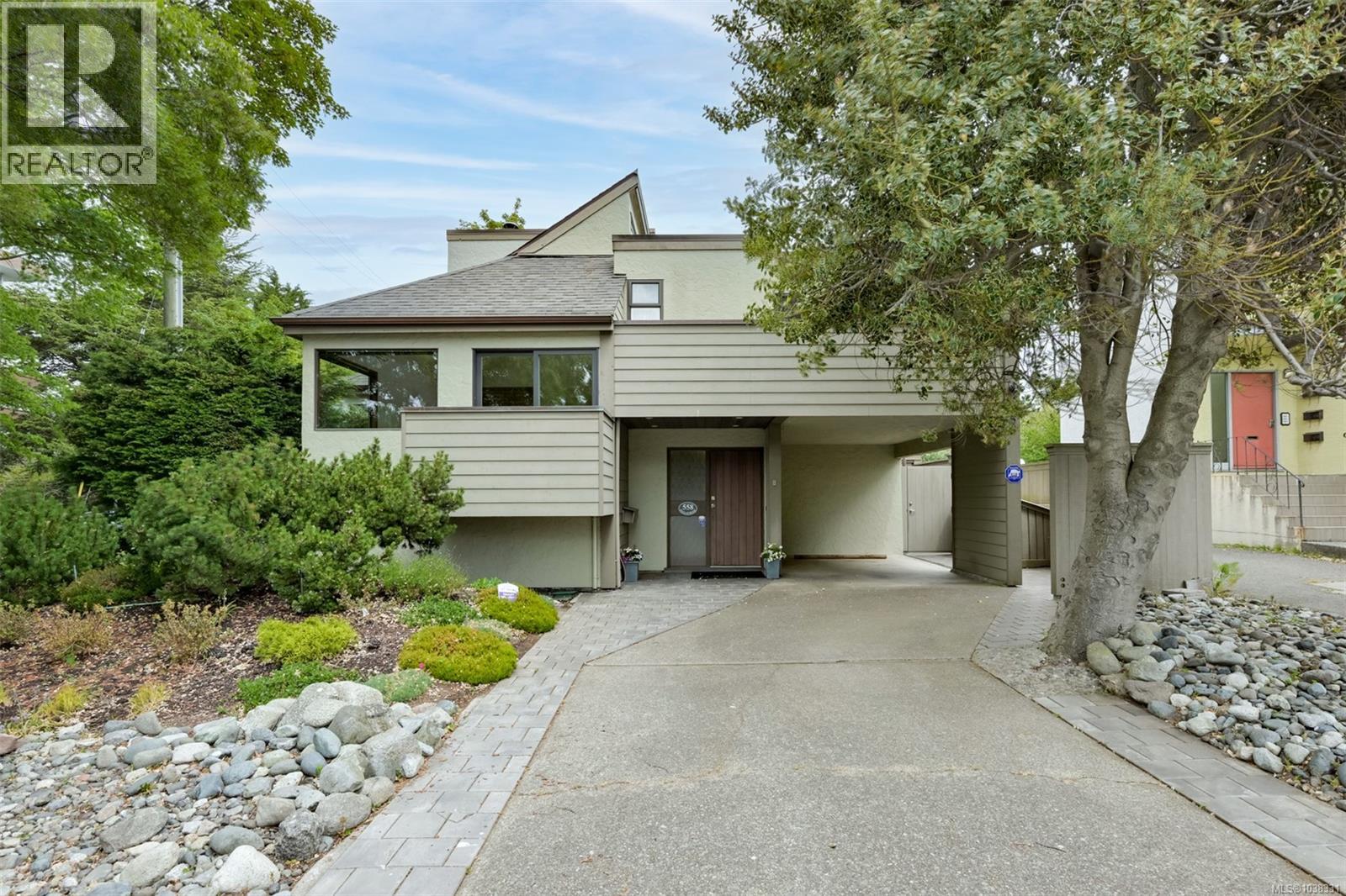 558 Dallas Rd - 44