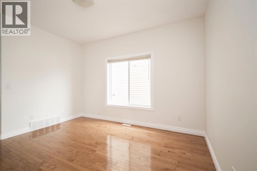 274 Thrush Street - 21
