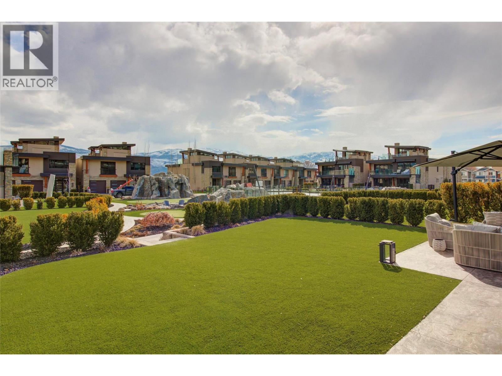 3745 West Bay Road Unit# 14, West Kelowna