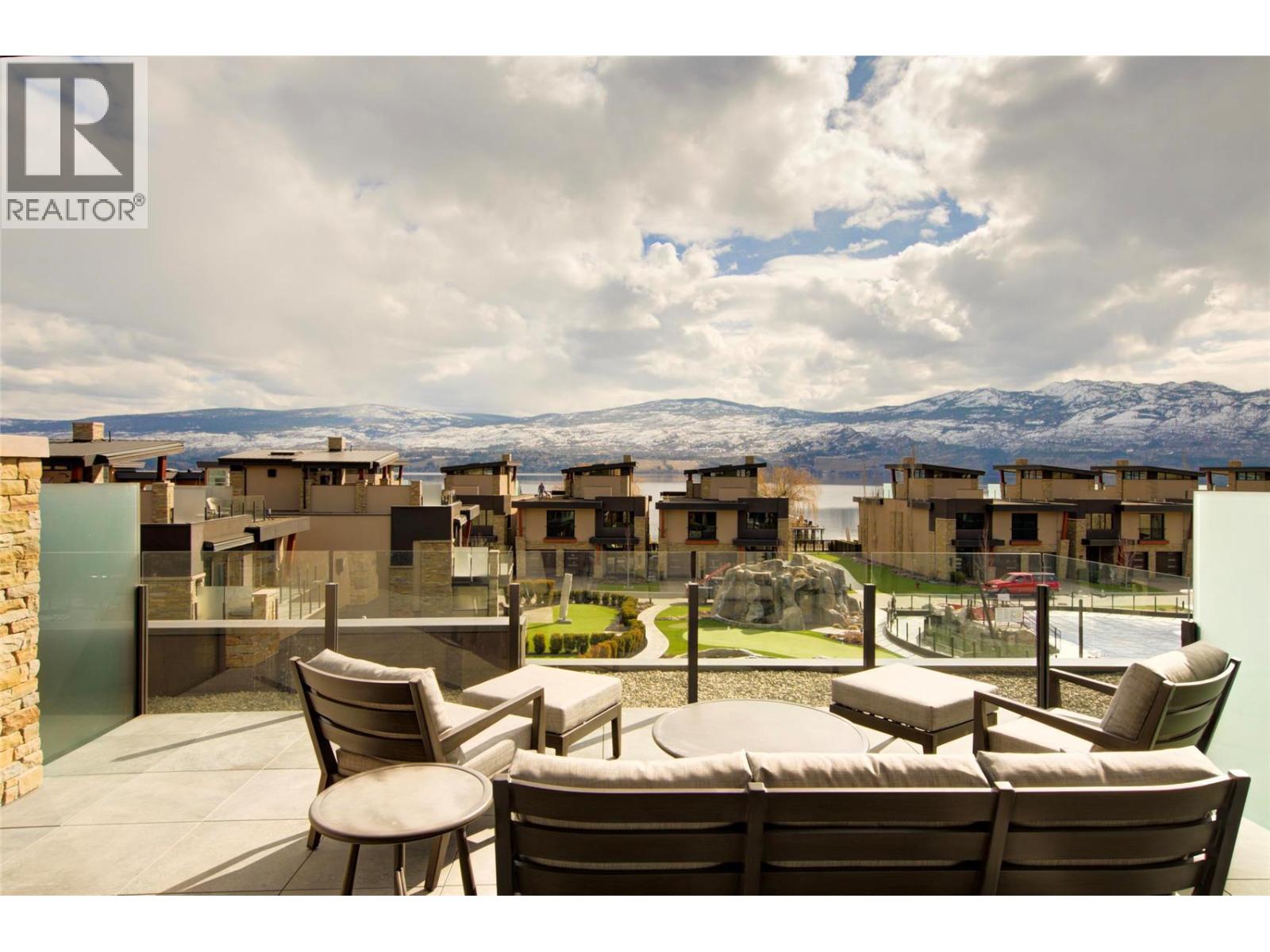 3745 West Bay Road Unit# 14, West Kelowna