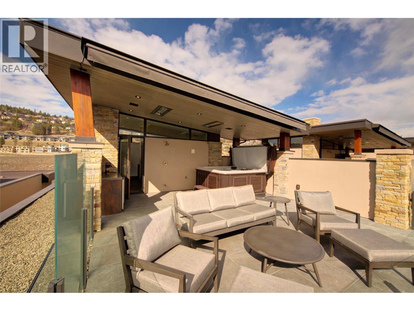 3745 West Bay Road Unit# 14, West Kelowna