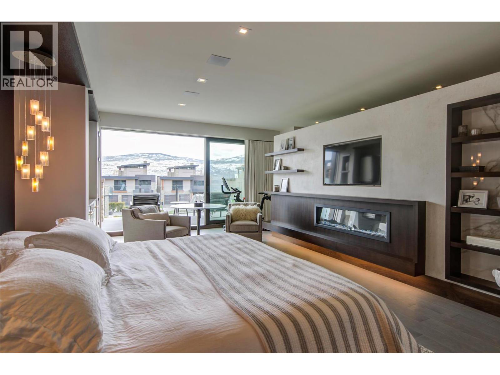 3745 West Bay Road Unit# 14, West Kelowna