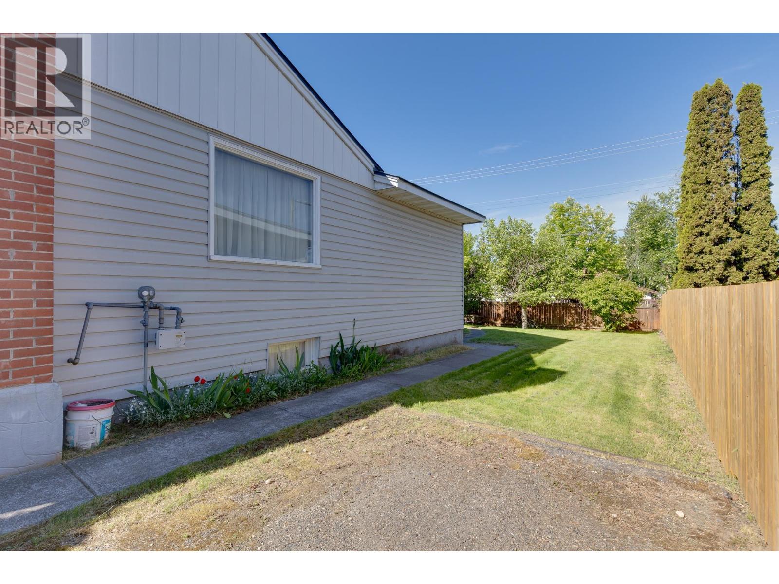 905 ALWARD STREET - 28