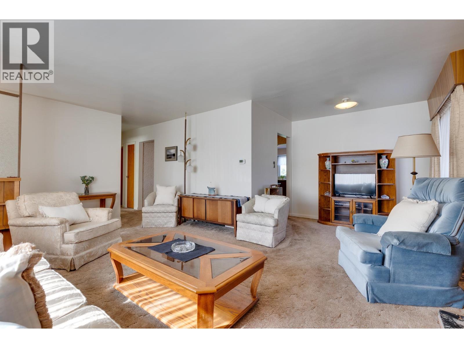 905 ALWARD STREET - 5