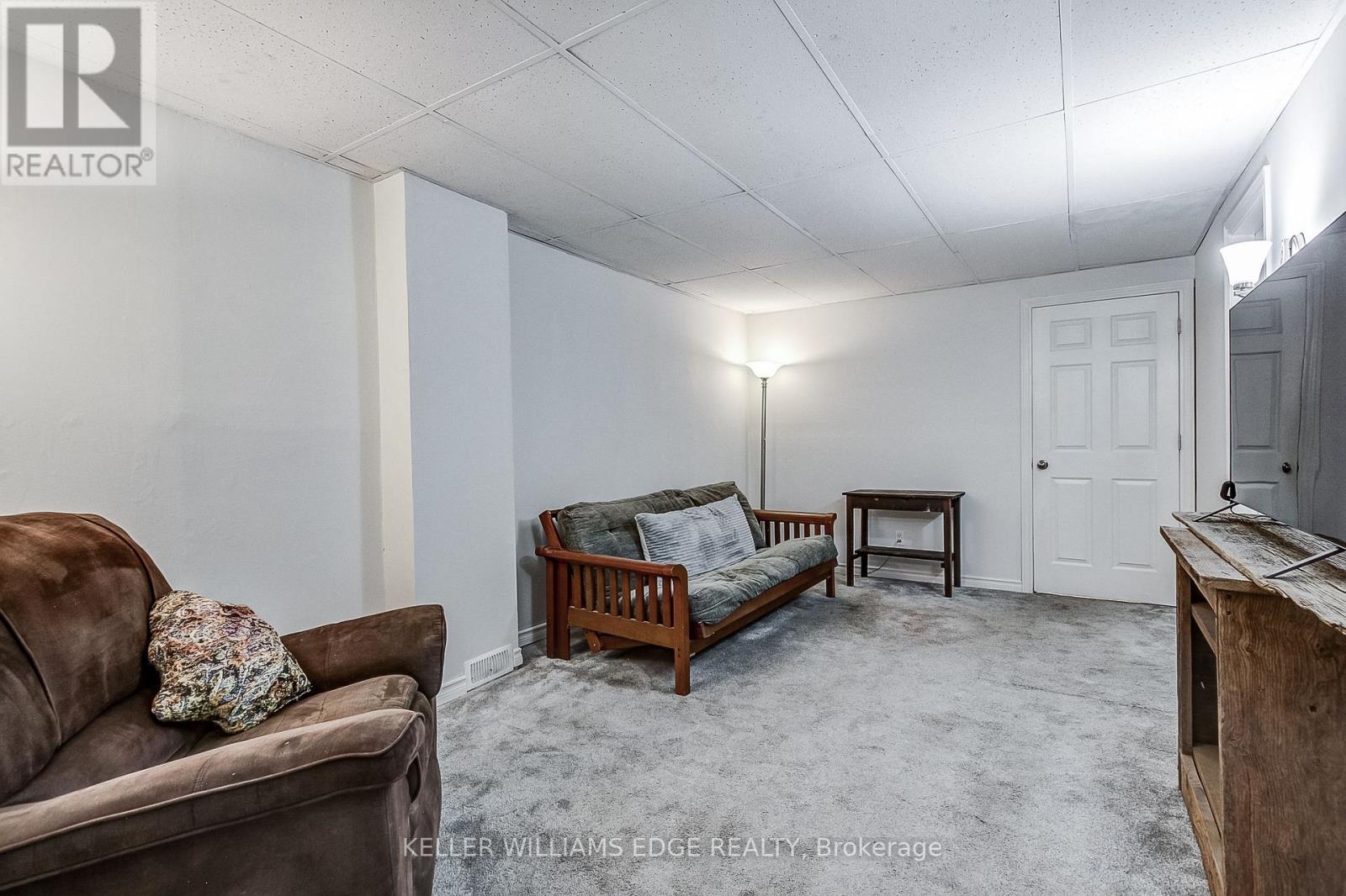 #1 567 GUELPH LINE - 30